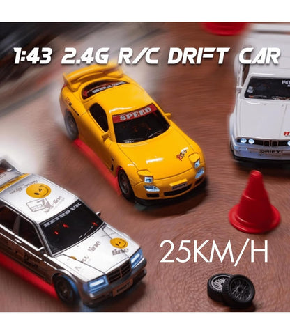 Classic Legend Drift Car 25KMPH 1/43